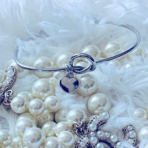 💖Handmade Silver Heart Charm Stackable Cuff 💖